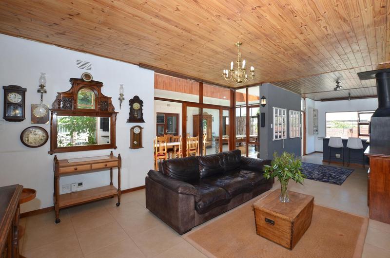 6 Bedroom Property for Sale in Parow North Western Cape